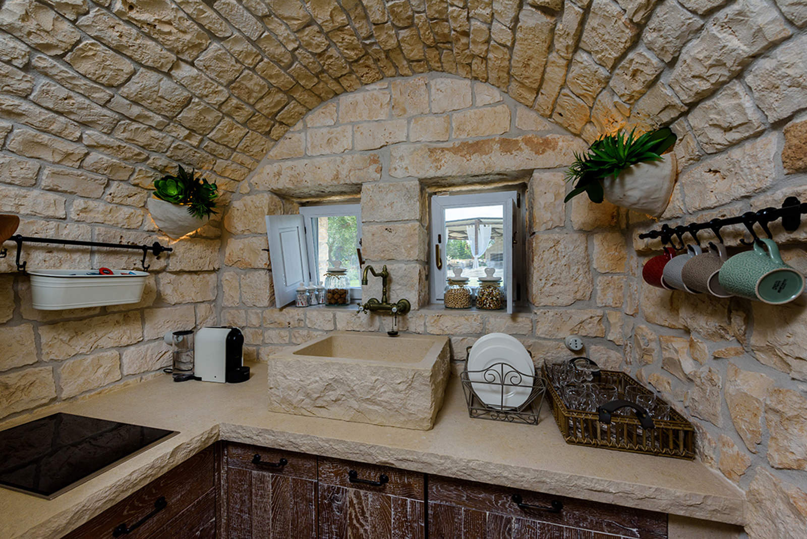 cucina trullo case di fiaba puglia
