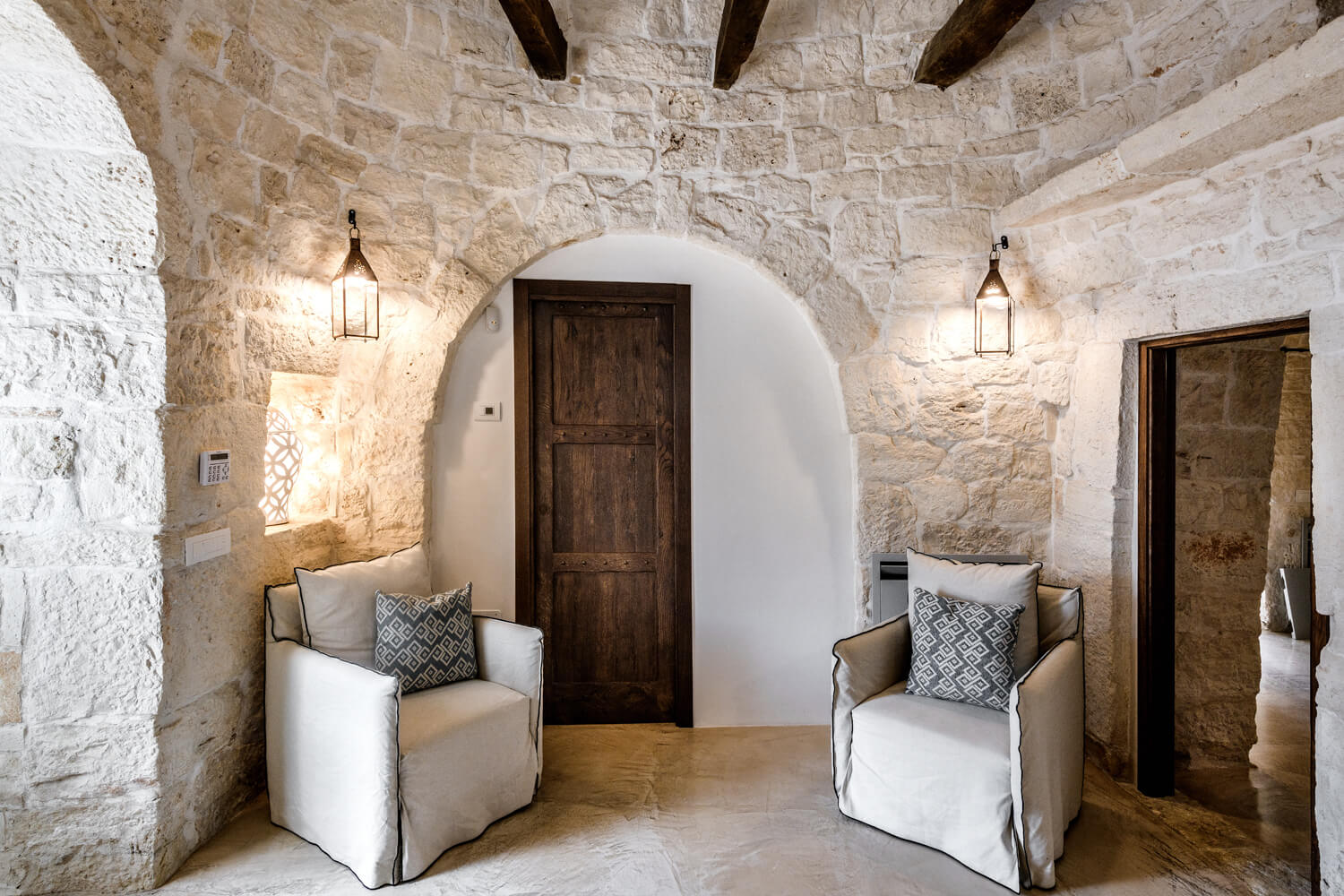 relax wellness piscina puglia trullo