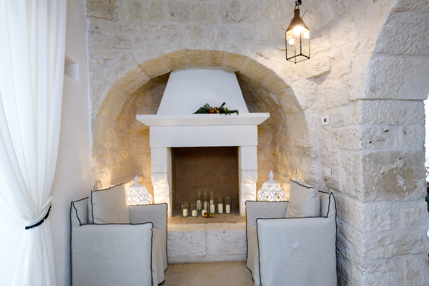 piscina trullo atena puglia