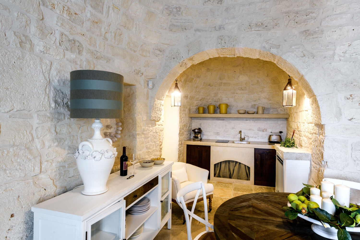 case di fiaba trullo puglia villa lusso