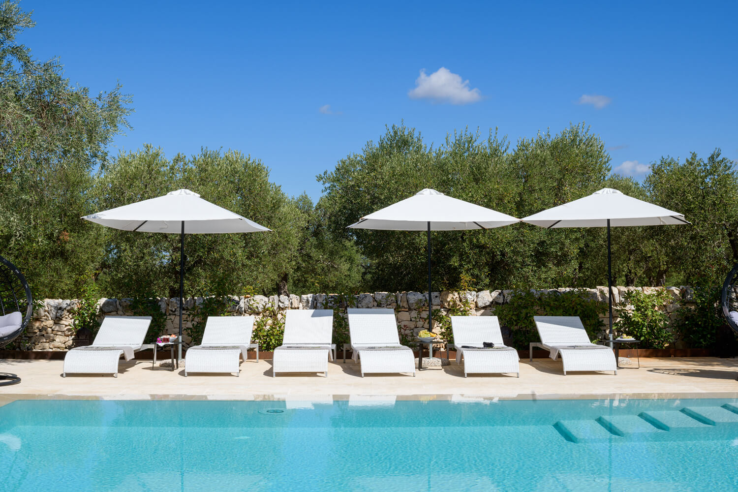 case di fiaba trullo puglia villa lusso